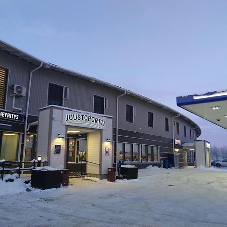 Hotelli Kaersaemaeki Екстериор снимка