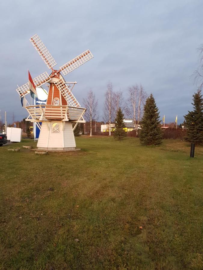 Hotelli Kaersaemaeki Екстериор снимка