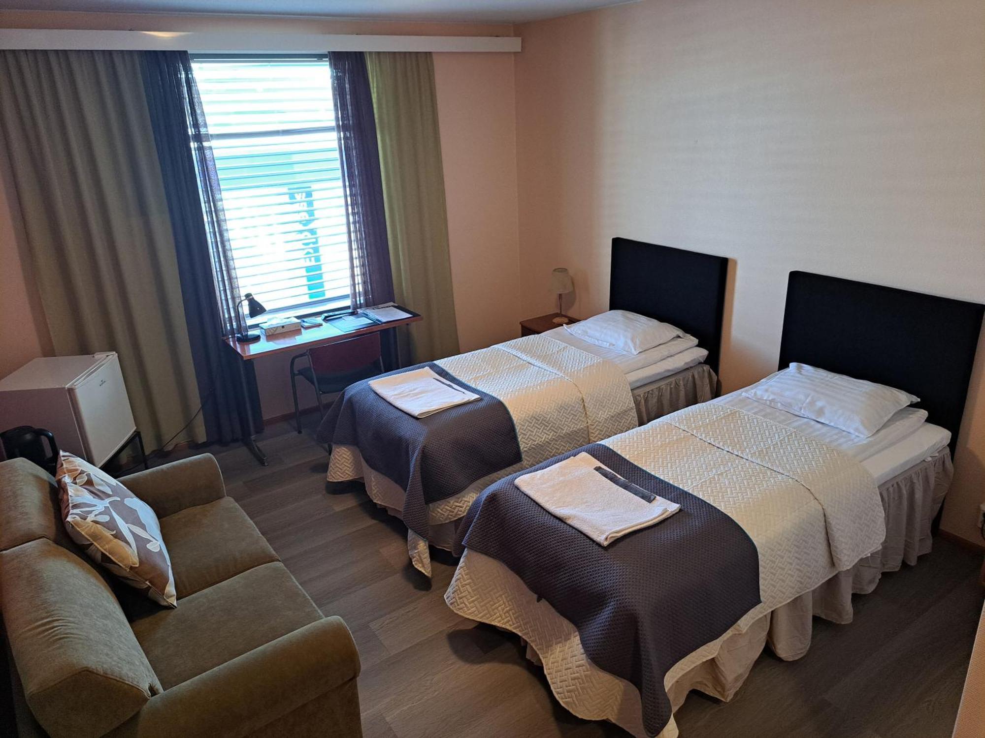 Hotelli Kaersaemaeki Екстериор снимка